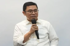 Daftar Jajaran Direksi...