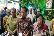 Jokowi Sebut Atlet Peraih...