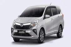 Tiga Mobil Daihatsu...