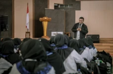 Jadi Pemateri PKKMB...
