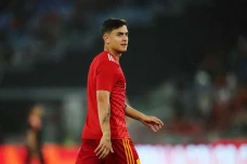 Fans Roma Kirim Peringatan...
