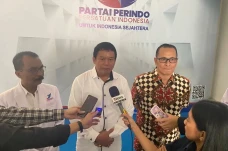 Didukung Perindo, Ade...