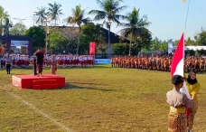 Rayakan HUT RI, Relawan...