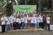Penuangan Eco Enzyme...