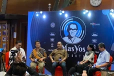 Kemenparekraf Gelar...