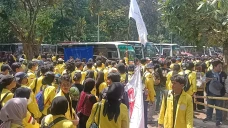 Demo Kawal Putusan MK,...