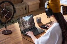 ASUS ROG Hadirkan Laptop...