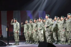 5 Mayjen TNI Duduki...