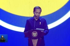 Jokowi: Berganti Pemimpin...