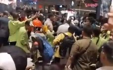Detik-detik Demonstrasi...