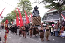 Arakan Karnaval Authentic...