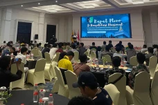 10 Provinsi Direkomendasikan...