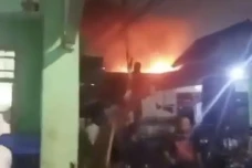 Permukiman Padat Penduduk...