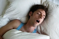 5 Posisi Tidur yang...