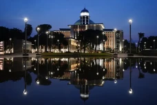 Intip Kemegahan Masjid...