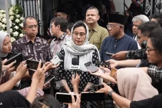 Sri Mulyani Kenang Ekonom...