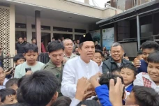 Cagub Jabar Dedi Mulyadi...