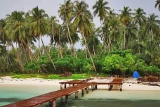 Pulau Sarangbaung, Kawasan...