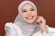 Aurel Hermansyah dan...