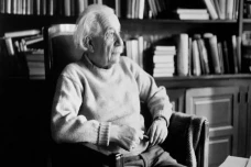 Surat Einstein tentang...