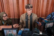 Biaya Transportasi Jadi...