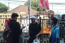 Gegara Gempa Bandung,...