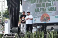 Taman Albar Depok Resmi...