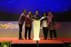 Perkuat Digitalisasi...