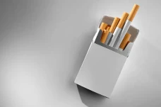 Kebijakan Kemasan Rokok...