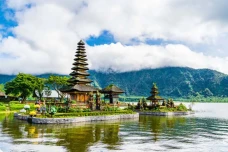 9 Rekomendasi Tempat...