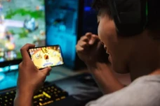 E-Sport Tak Sekadar...