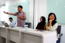 Seminar FSI dan Paramadina:...