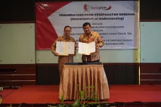 Bank Jatim Agresif Perluas...