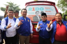 3.000 Sopir Angkot Jakarta...