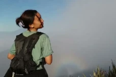 Kisah Naomi Pendaki...