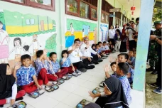 Ikuti Arahan Mendagri,...