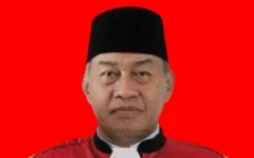 3 Hakim yang Bebaskan...