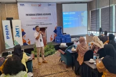 60 Pelaku Usaha Ultra...