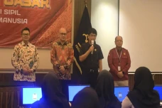 Plt Kepala BKN Apresiasi...