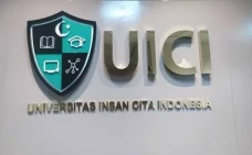 Universitas Insan Cita...