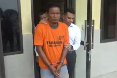 Ini Tampang Bengis Suami...