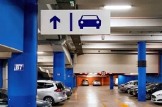 Parkir Valet Termasuk...