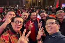 Anggota DPR PDIP Dapil...