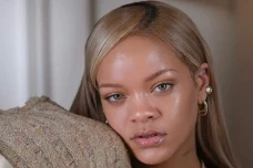 Rihanna Ungkap Keinginan...
