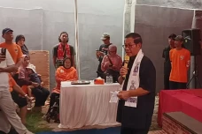 Banyak Ijazah Tertahan...