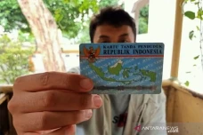 Selfie dengan KTP Bisa...