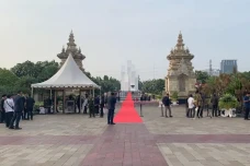 Peringatan Hari Pahlawan,...
