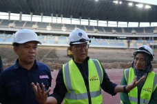 Direnovasi, Stadion...