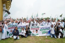 Ribuan Relawan Gokil...