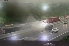 Rekaman CCTV Detik-detik...